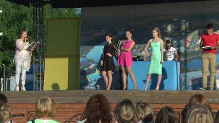 FASHION DANCE SHOW c    CRAZY   