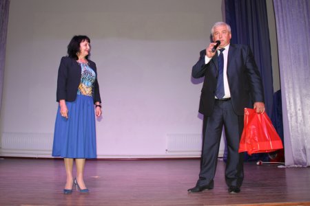   1  2016      