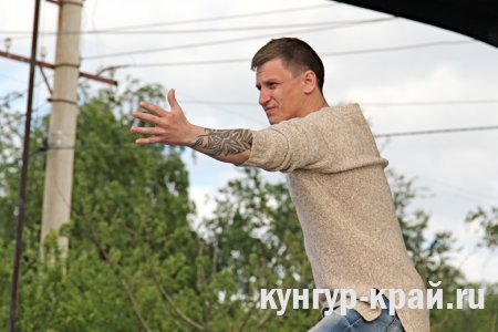 FASHION DANCE SHOW        10 