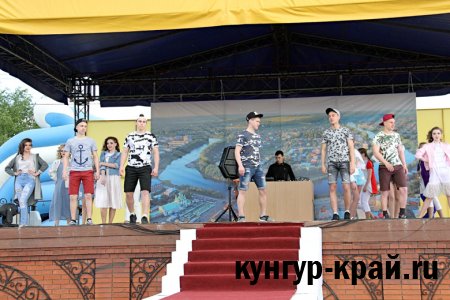 FASHION DANCE SHOW        10 