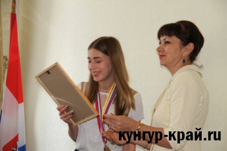   12 .      